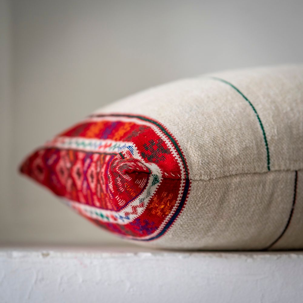 Couettes et oreillers - Oreiller : chanvre hongrois antique tissé à la main - LINEAGE BOTANICA - THE ART OF WELLBEING