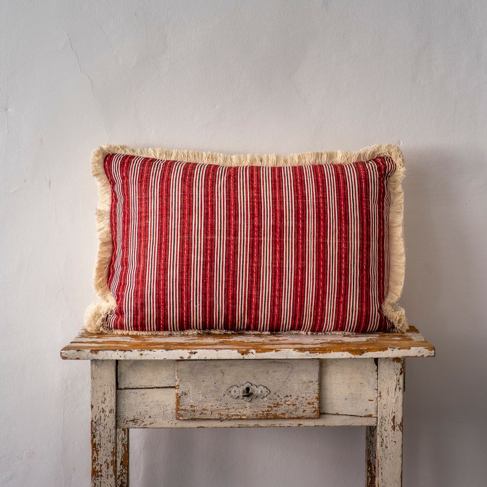 Couettes et oreillers - Oreiller : chanvre hongrois antique tissé à la main - LINEAGE BOTANICA - THE ART OF WELLBEING