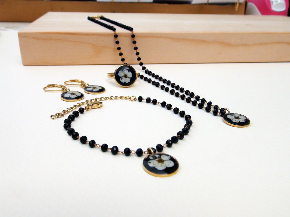 Jewelry - EXTRAIT DE COLLECTION - LES GRIBOUILLIS DU POULPE RÂLEUR