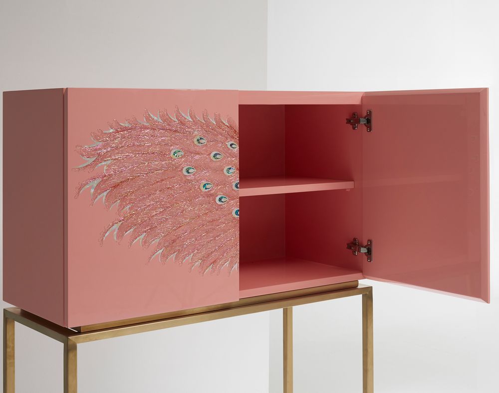 Consoles - ROSE PAON, Armoire à pieds en nacre dorée - ARIJIAN