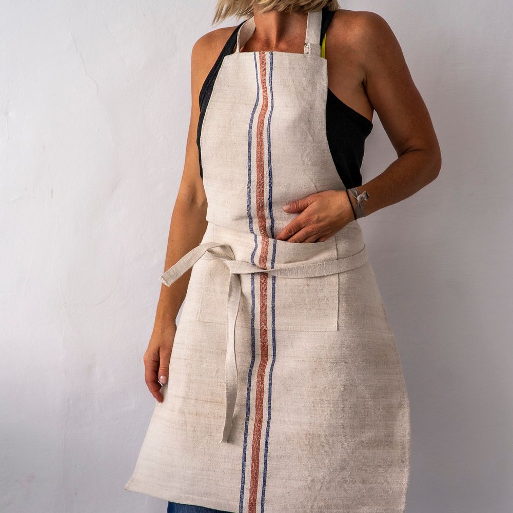 Linge de table textile - Tablier : Full style, vintage en chanvre hongrois tissé à la main - LINEAGE BOTANICA - THE ART OF WELLBEING