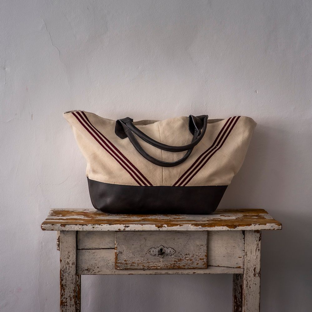 Bags and totes - Bag: Handwoven antique Hungarian hemp - LINEAGE BOTANICA - THE ART OF WELLBEING
