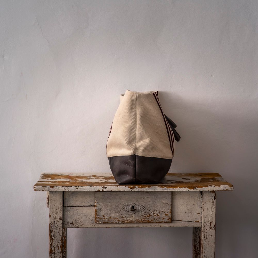 Bags and totes - Bag: Handwoven antique Hungarian hemp - LINEAGE BOTANICA - THE ART OF WELLBEING