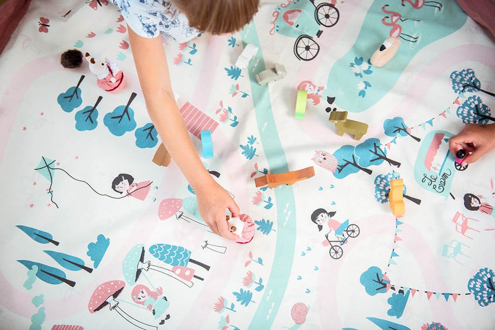 Gifts - WALK IN A PARK - Playmat/Toy Storage Bag - PLAY&GO