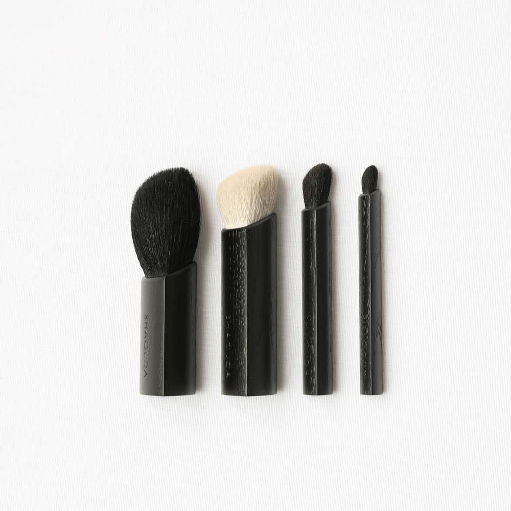 Objets design - 4 brosses, collection MISUMI - SHAQUDA