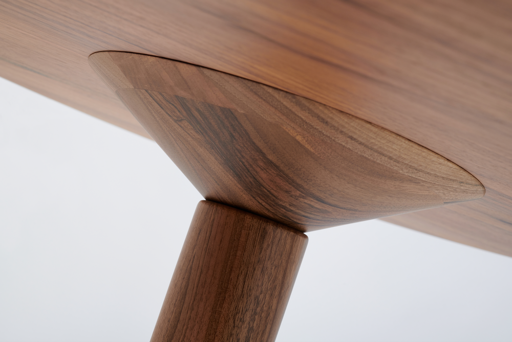 Dining Tables - Table "Privato" (Conférma) - UKRAINIAN DESIGN BRANDS