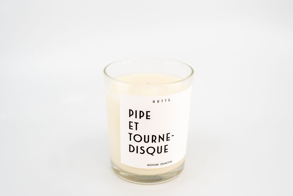 Objets de décoration - BOUGIE PARFUMÉE, PIPE ET TOURNE DISQUE - H U T T E