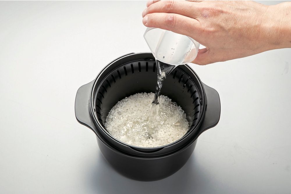 Faitouts - MACHINE À RIZ À VAPEUR POUR MICRO-ONDES - THE SKATER CO.,LTD.