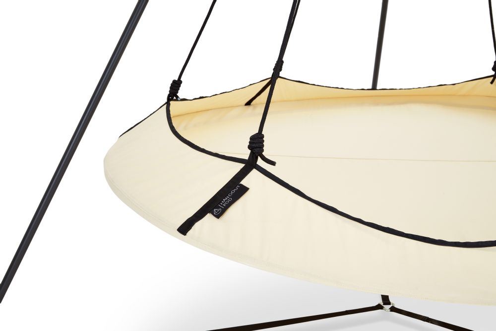 Conference tables - Cream and Black Hangout Pod Set - HANGOUT POD