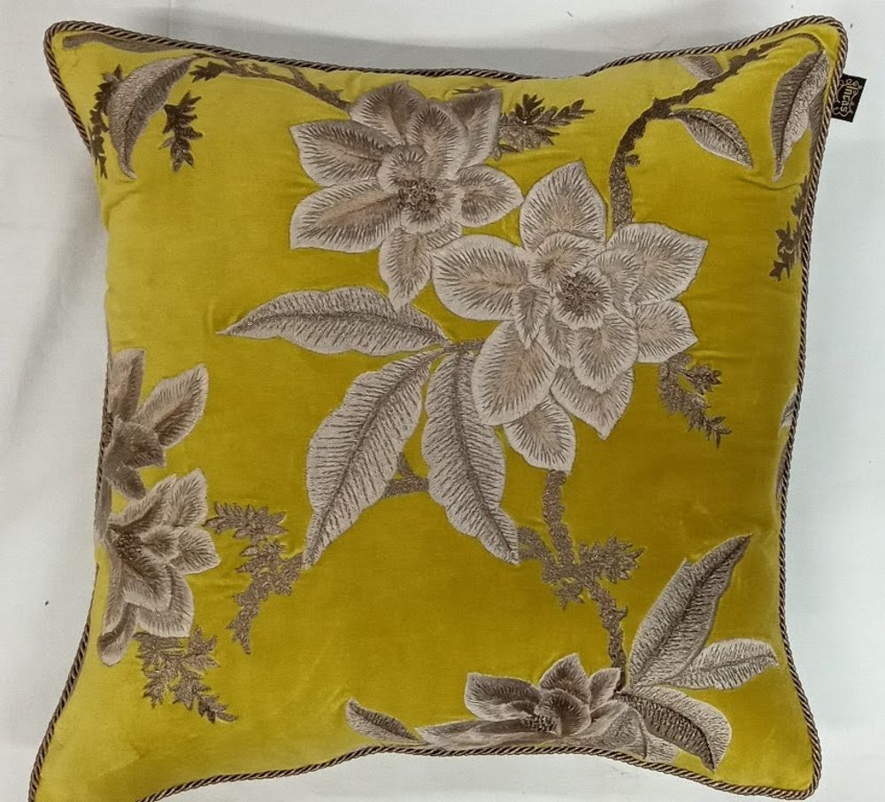 Fabric cushions - Floral Designs - HOUSE OF INCAS