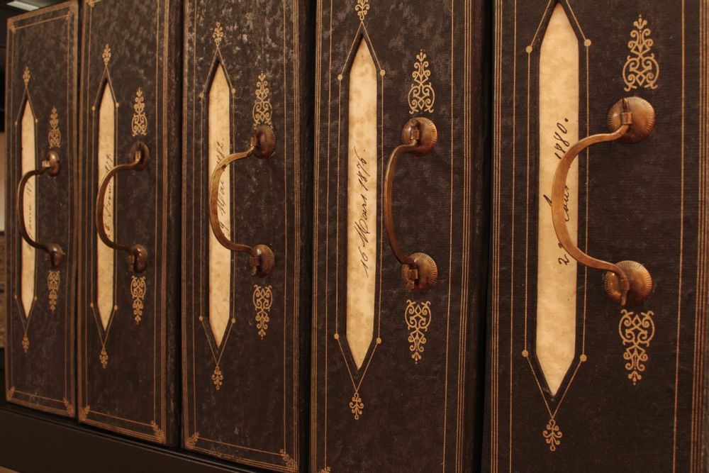 Range-tout - Boîte de rangement pliante « Filing-Cabinet » avec poignée - MERCI LOUIS