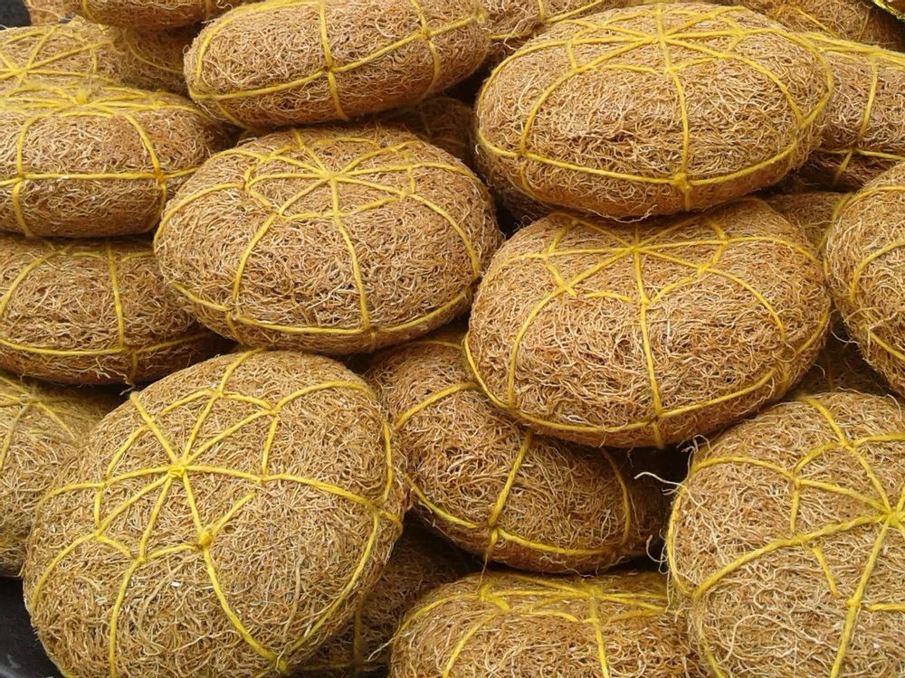 Douches - Éponge exfoliante en Vétiver - ARÔME DE MAISON CHEZ JOSEPH