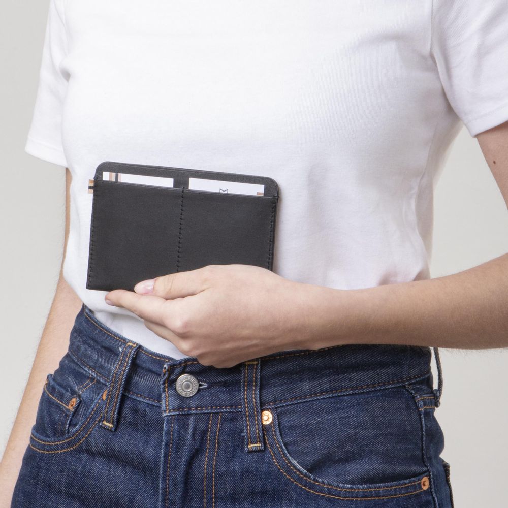 Pochettes - Travel Black - Porte-cartes fin en cuir avec protection RFID. - MLS-MARIELAURENCESTEVIGNY
