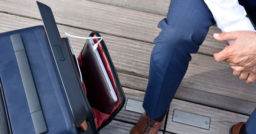 Travel accessories - KABUTO CABIN SUITCASE 4 WHEELS NON EXPANDABLE - KABUTO