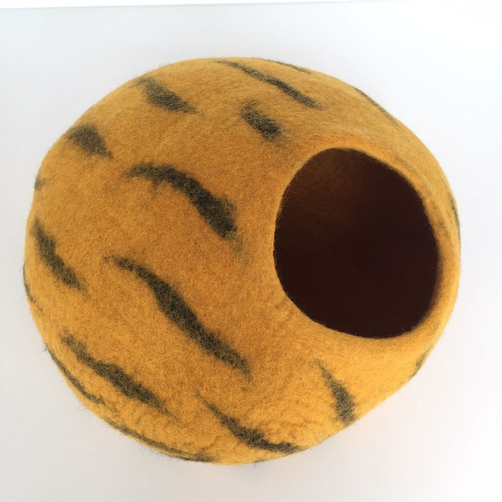 Accessoires animaux - Cocon pour chat, grotte pour chat , couchage pour chat , dodo pour chat , panier pour chat , igloo, niche pour chat , lit, cabane, maison pour chat - COCOON PARIS