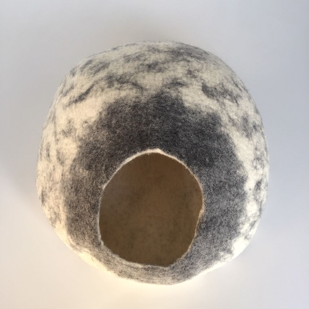 Accessoires animaux - Cocon pour chat, grotte pour chat , couchage pour chat , dodo pour chat , panier pour chat , igloo, niche pour chat , lit, cabane, maison pour chat - COCOON PARIS