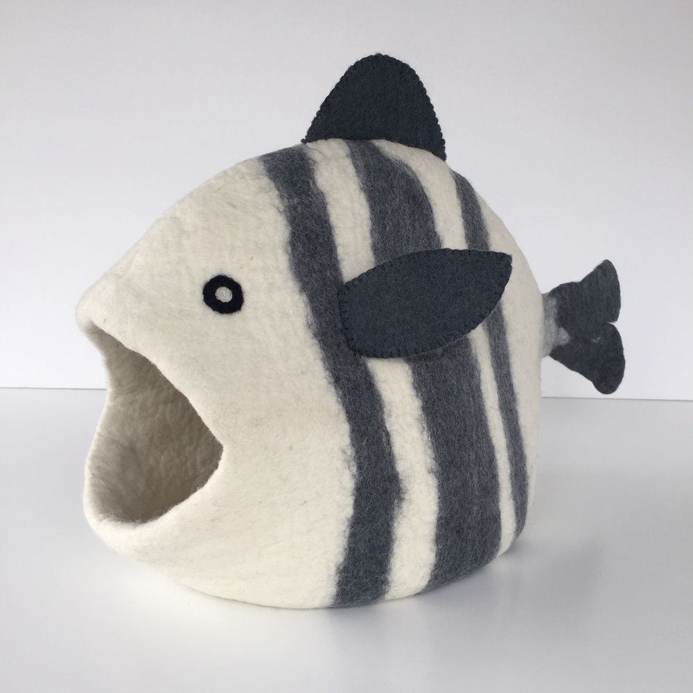 Pet accessories - Cat basket, cat bedding, sleeping bag for cats, cat cave, cat bed, children's room storage, storage. - COCOON PARIS