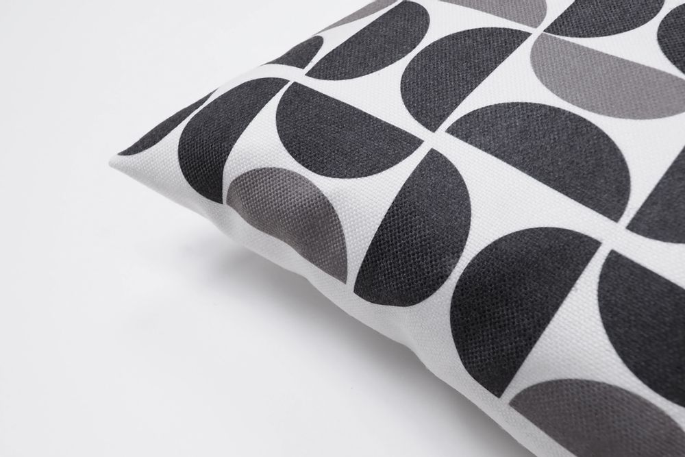 Coussins textile - Housse de coussin Upcycling AVA™ - THE CARPET MAKER