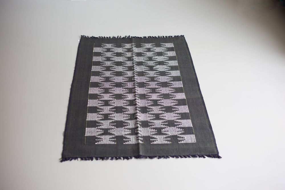Unique pieces - Carpet Nepal - STUDIO RO SMIT