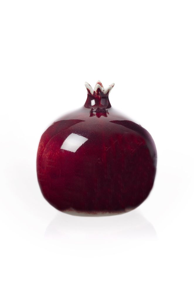 Sculptures, statuettes et miniatures - sculpture de grenade en porcelaine - BULL & STEIN