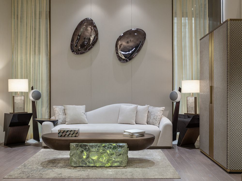 Coffee tables - ROCK CRYSTAL CENTRE TABLE - FORMUS