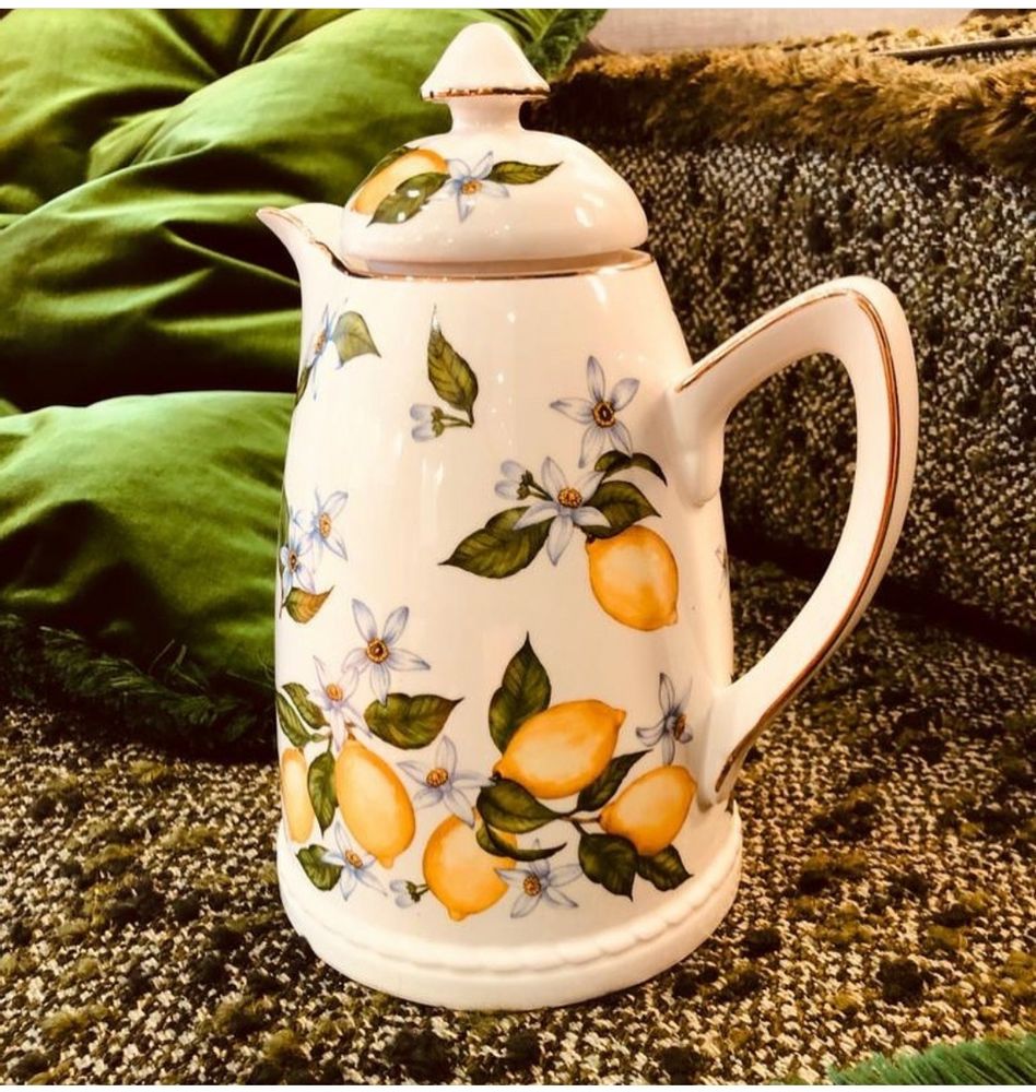 Objets design - Carafe en porcelaine. - ISHELA EUROPA LDA