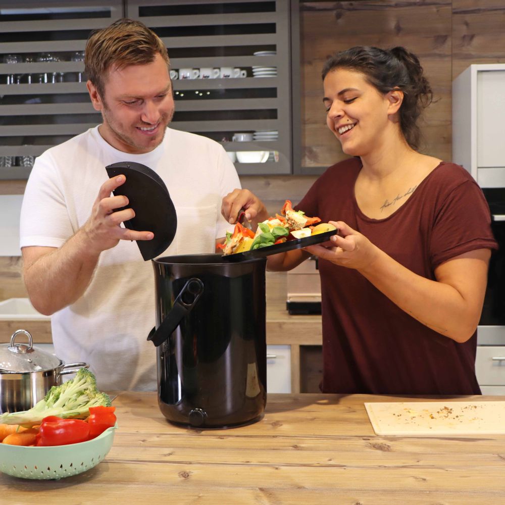 Unique pieces - BOKASHI ORGANKO 2 OCEAN kitchen composter - PLASTIKA SKAZA - EXCEEDING EXPECTATIONS