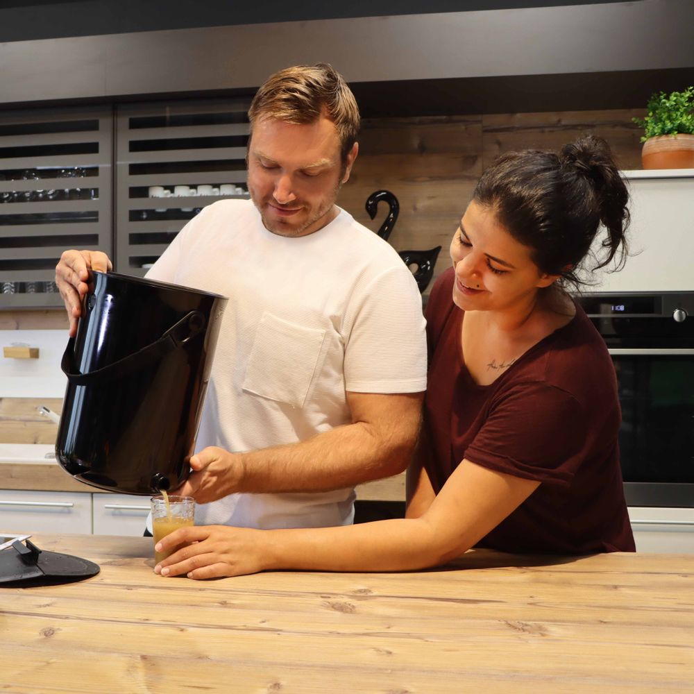 Unique pieces - BOKASHI ORGANKO 2 OCEAN kitchen composter - PLASTIKA SKAZA - EXCEEDING EXPECTATIONS