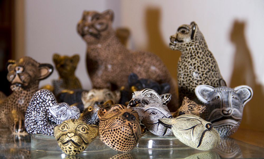 Sculptures, statuettes and miniatures - Jaguar Tupi Pottery - Guarani - IXCASALA