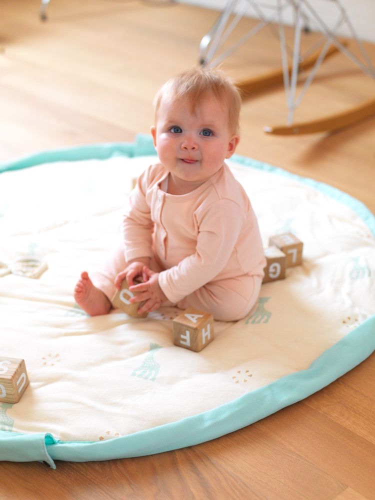 Objets déco enfant - Tapis de jeu bébé/sac de rangement - Sophie La Girafe - PLAY&GO