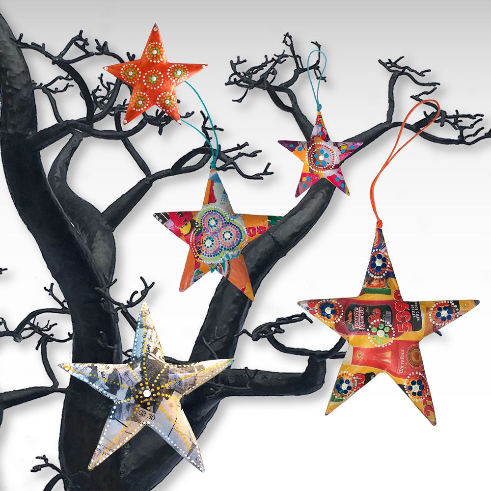 Other wall decoration - SARDINE MOBILES MADE OF RECYCLED NEWSPAPER - PASSERAILES