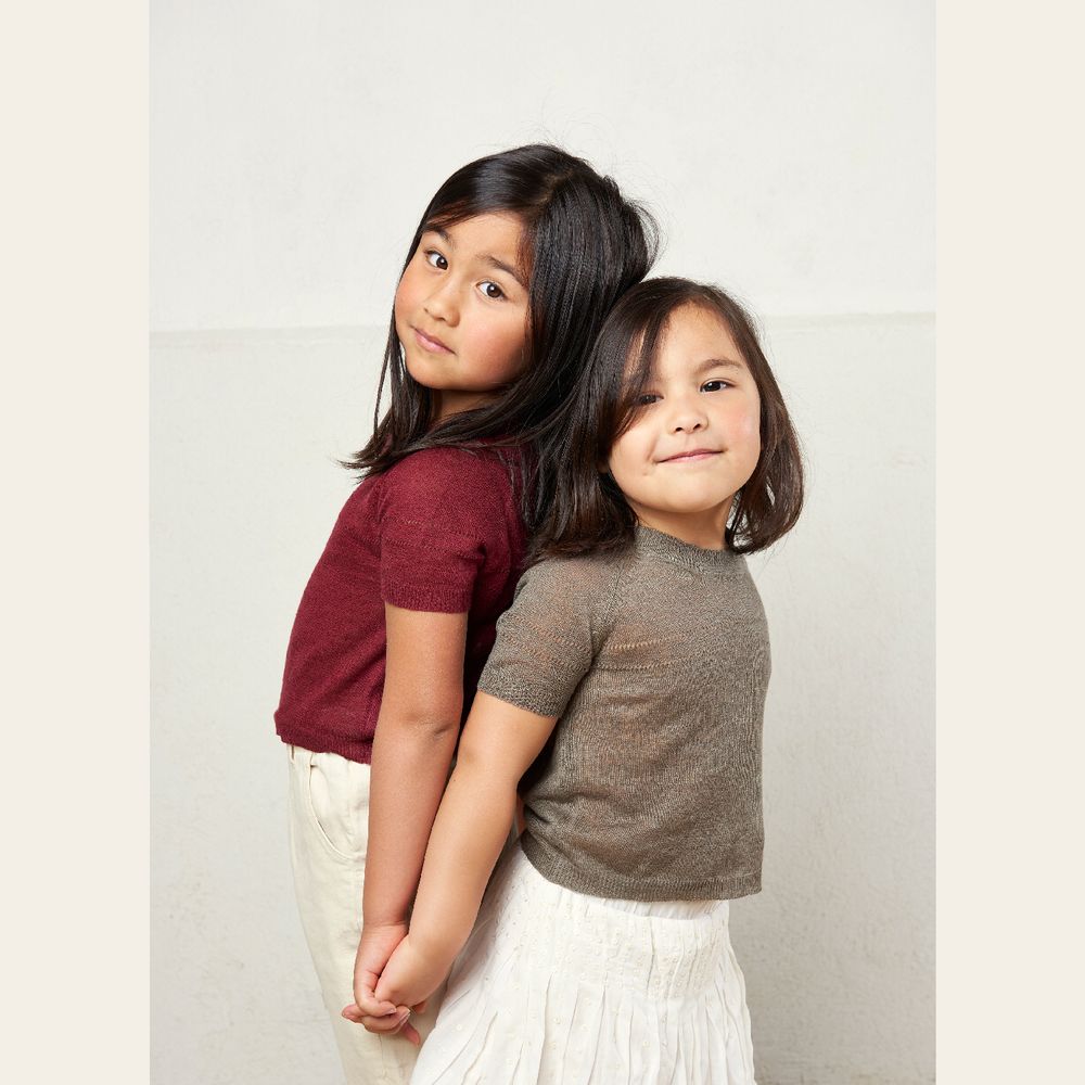 Children's fashion - ELIN. 100% linen collection. Knitwear - SOL DE MAYO