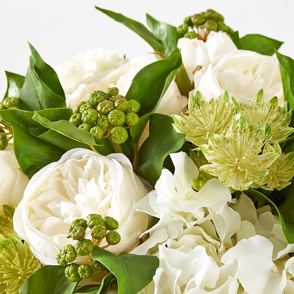 Floral decoration - ASTRANTIA - ROSE - LOU DE CASTELLANE