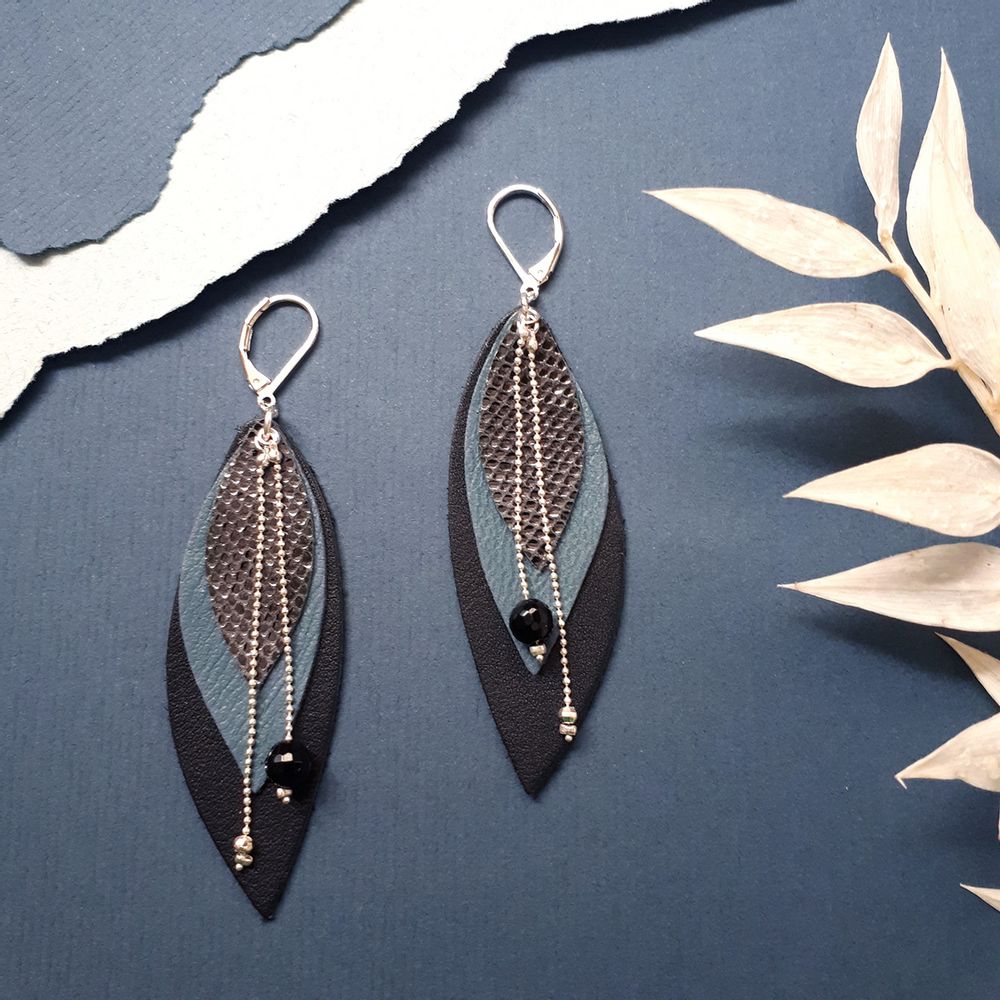 Jewelry - POP earrings in leather and fine stones - NI UNE NI DEUX BIJOUX