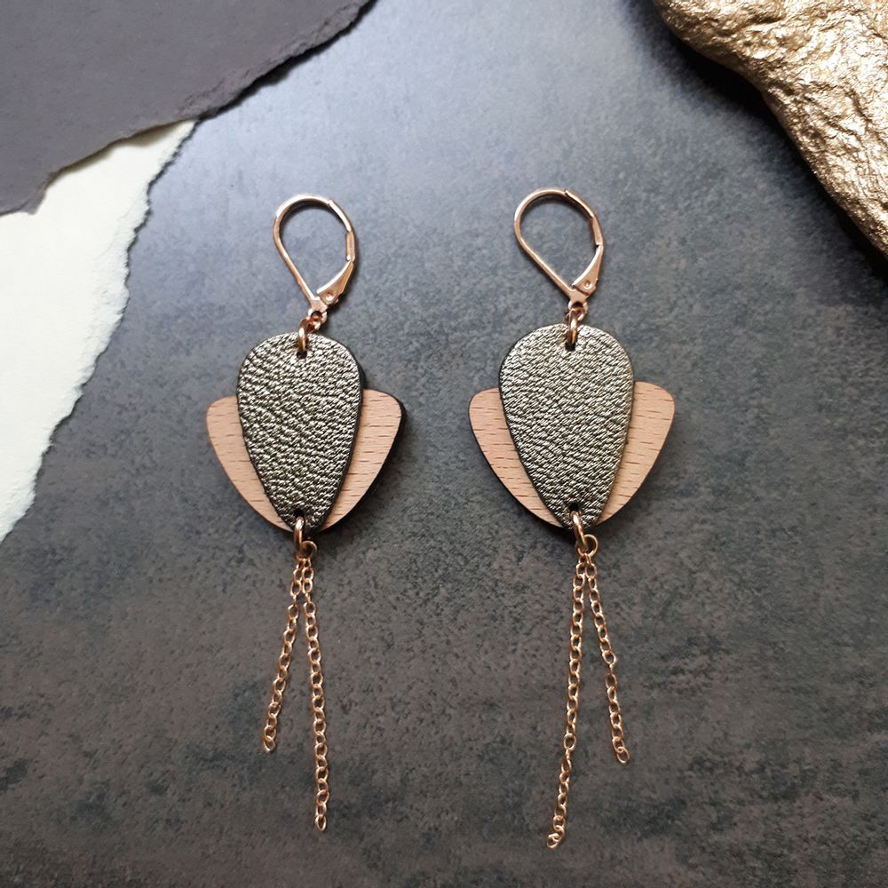 Jewelry - MAGNOLIA wooden and leather pendants - NI UNE NI DEUX BIJOUX