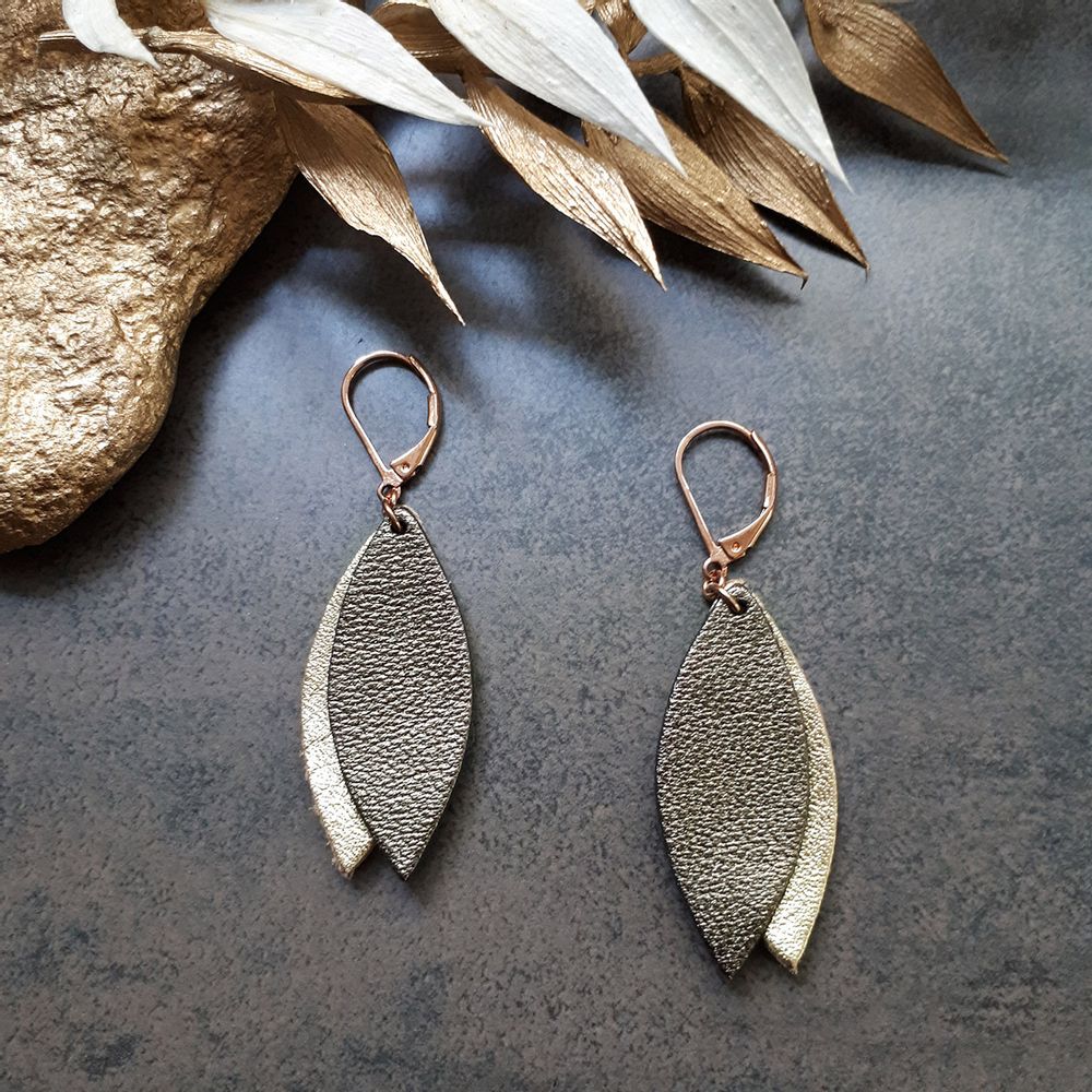 Bijoux - Boucles d'oreilles Pétale en cuir - NI UNE NI DEUX BIJOUX