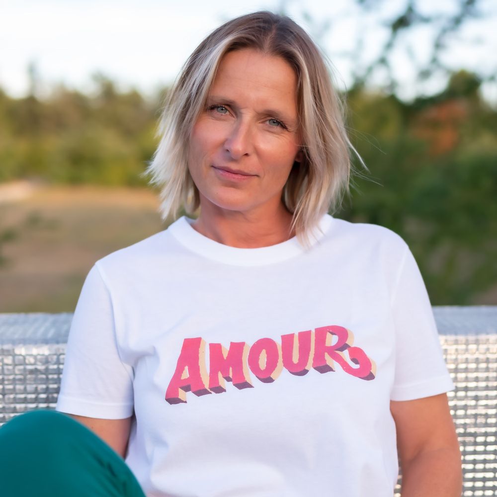 Apparel - TSHIRTAMOUR - FABULOUS ISLAND LTD