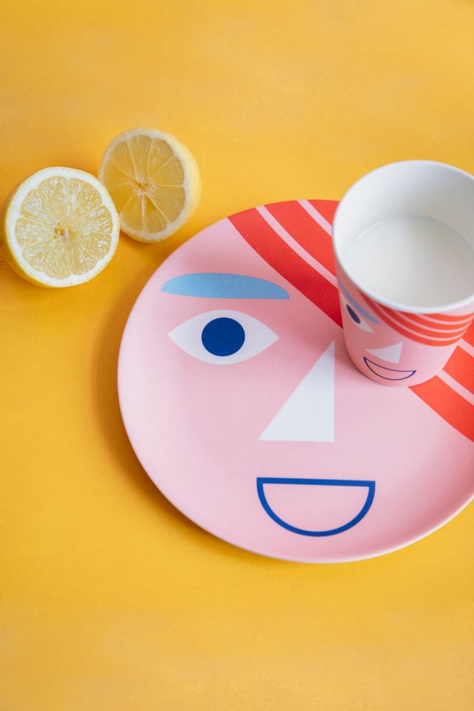 Kids accessories - Plates and cups with face - GLOBAL AFFAIRS