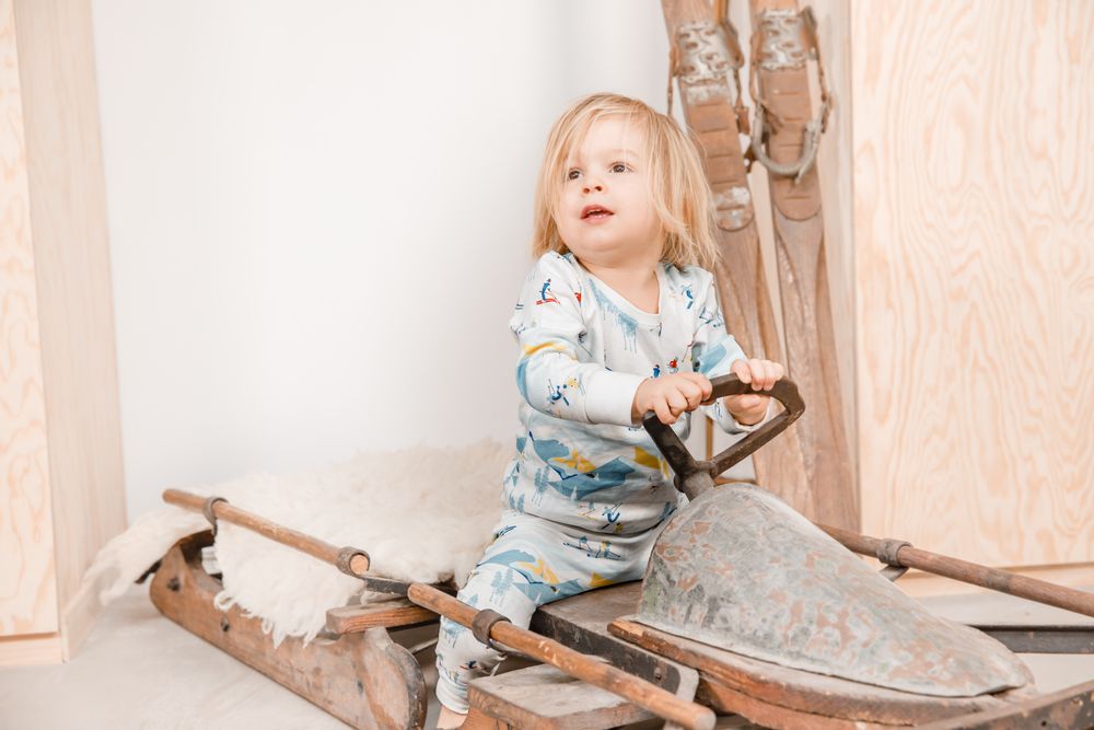 Children's fashion - Ski Pyjamas - 1 piece or 2 pieces - CHANGE MA COUCHE