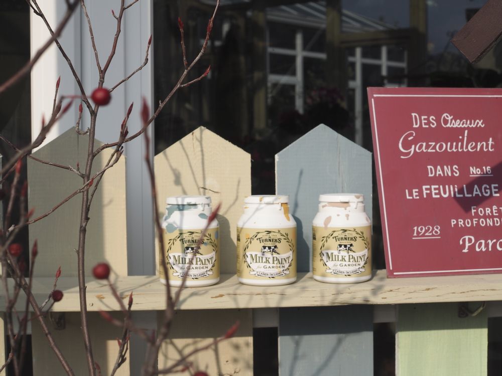 Paints and varnishes - MILK PAINT GARDEN - TURNER COLOUR WORKS LTD