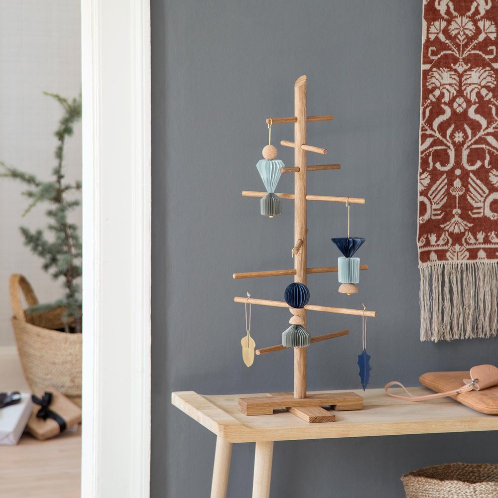 Christmas garlands and baubles - Christmas Tree Filigree - BYWIRTH / EKTA LIVING
