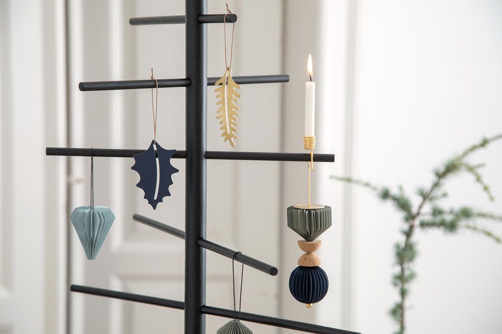 Christmas garlands and baubles - Christmas Tree Filigree - BYWIRTH / EKTA LIVING