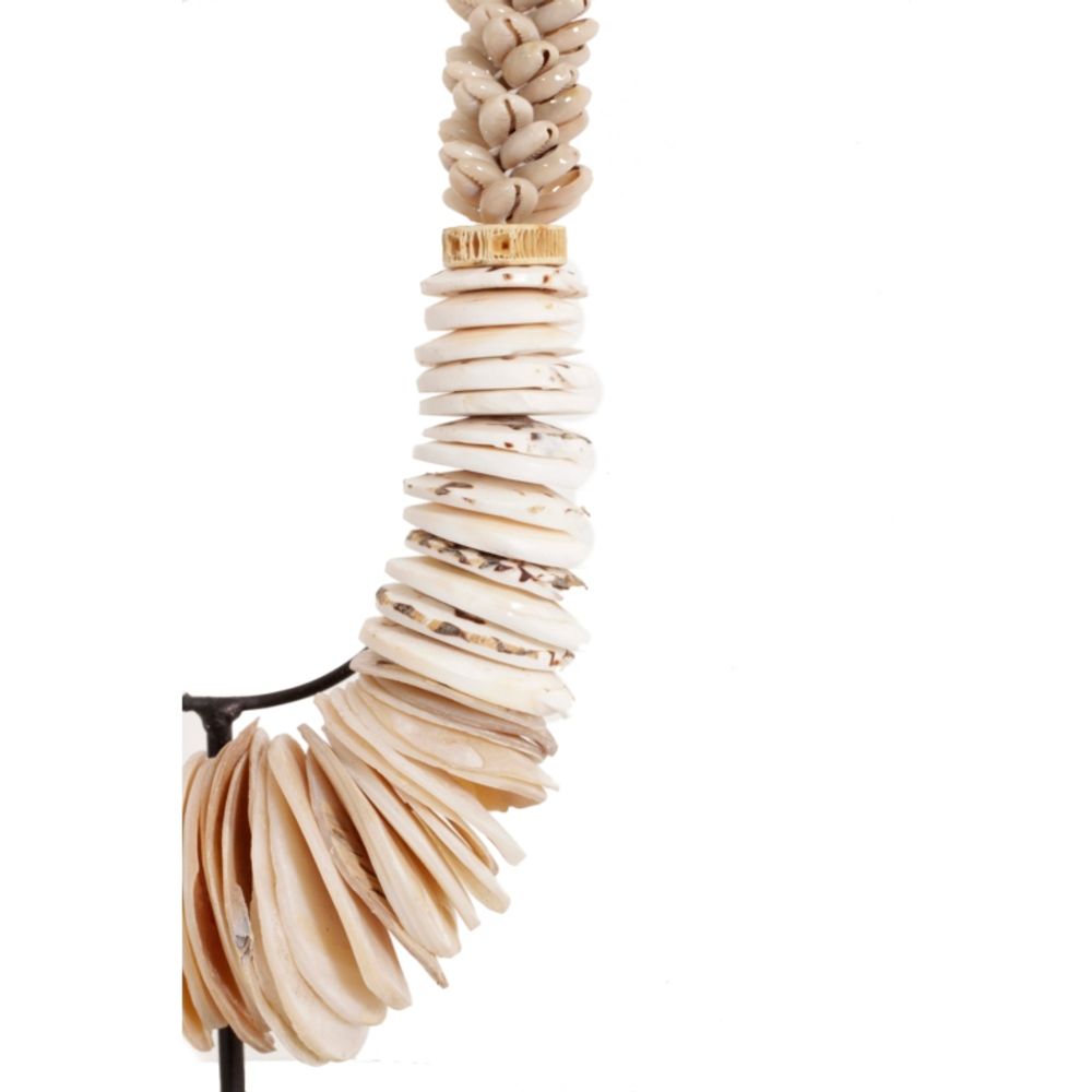 Decorative objects - D33 Shell Necklace - POLE TO POLE