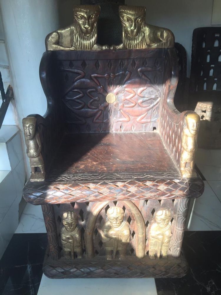 Decorative objects - African objects of wood and bronze or decorative objects or design objects - HOME DECOR FR