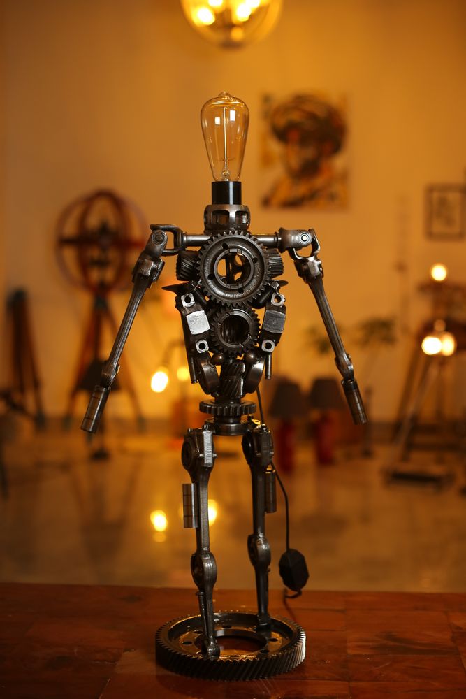 Objets design - Lampe robot recyclé - MAISON ZOE