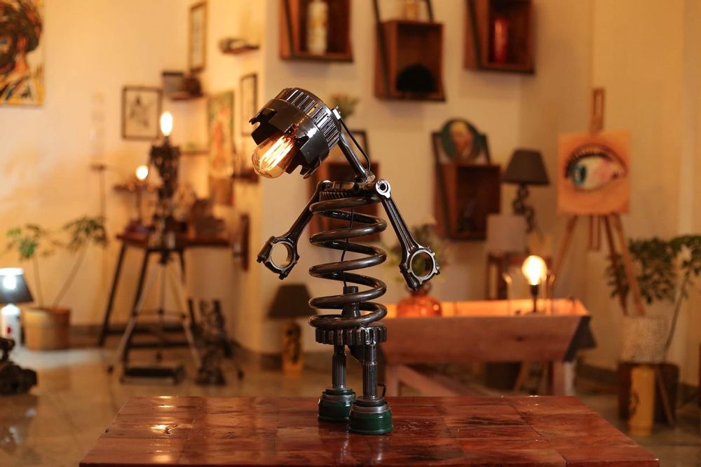 Objets design - Lampe robot recyclé - MAISON ZOE