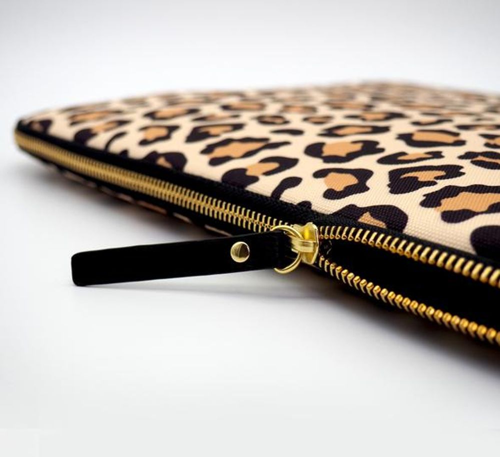 Travel accessories - Laptop sleeve Macbook 13": Savanna Leopard - CASYX