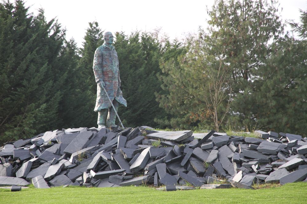 Sculptures, statuettes and miniatures - Sculpture Charles de Gaulle - MICHEL AUDIARD