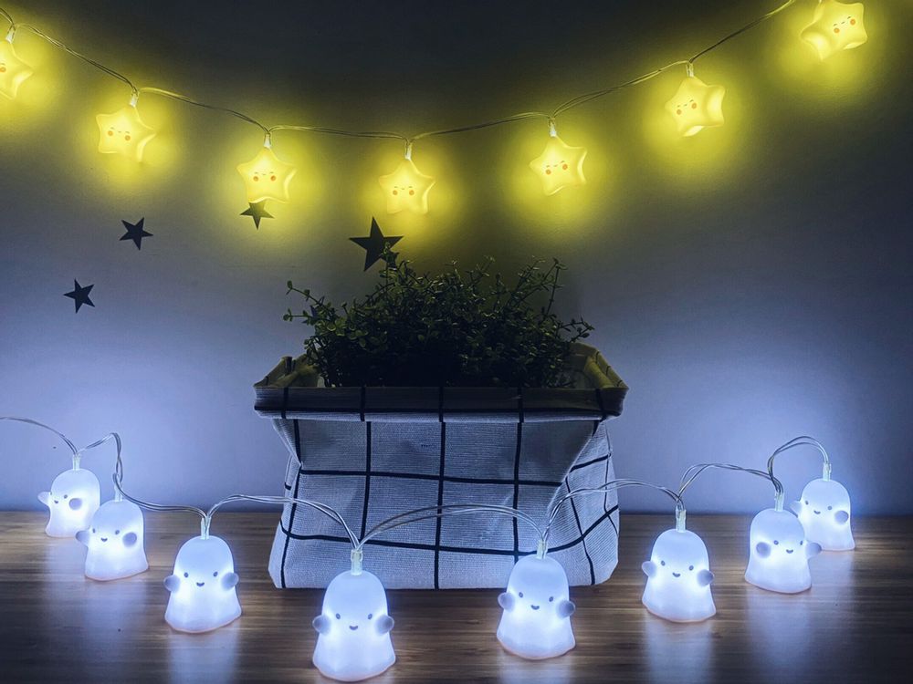Gifts - Decorative String Lights - Spooky / Stars - SOMESHINE
