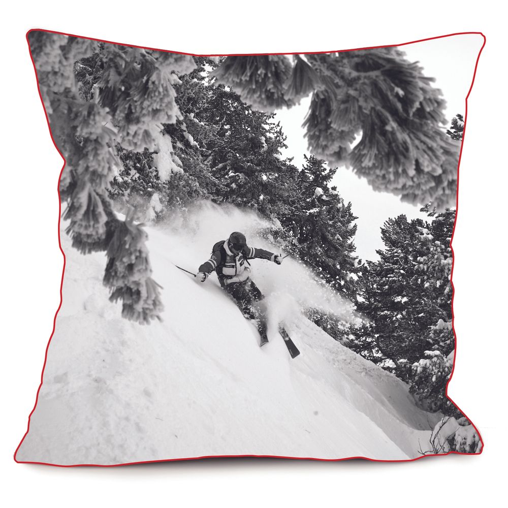 Coussins - Coussins 40*40 Collection Rouge et Noir Collection Christian Arnal - COAST AND VALLEY, UNE MARQUE DE LA SARL MYDITEX COMPANY